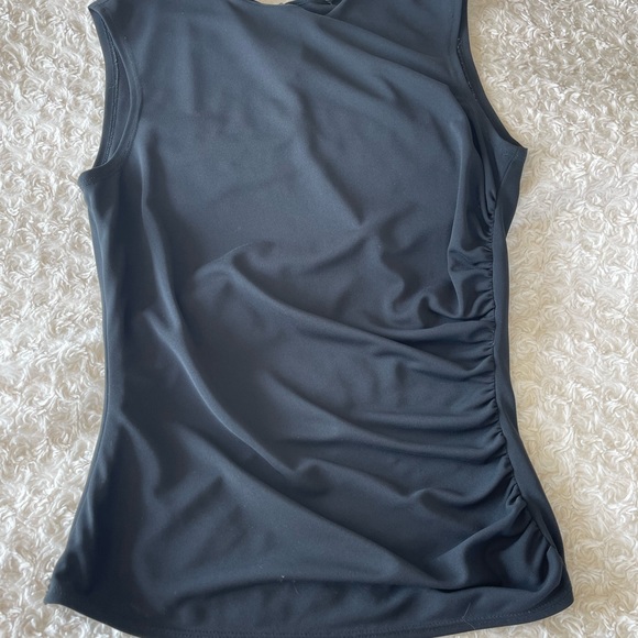 Fitted black top small - Picture 3 of 9